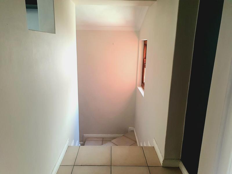 To Let 3 Bedroom Property for Rent in Woodstock Upper Western Cape